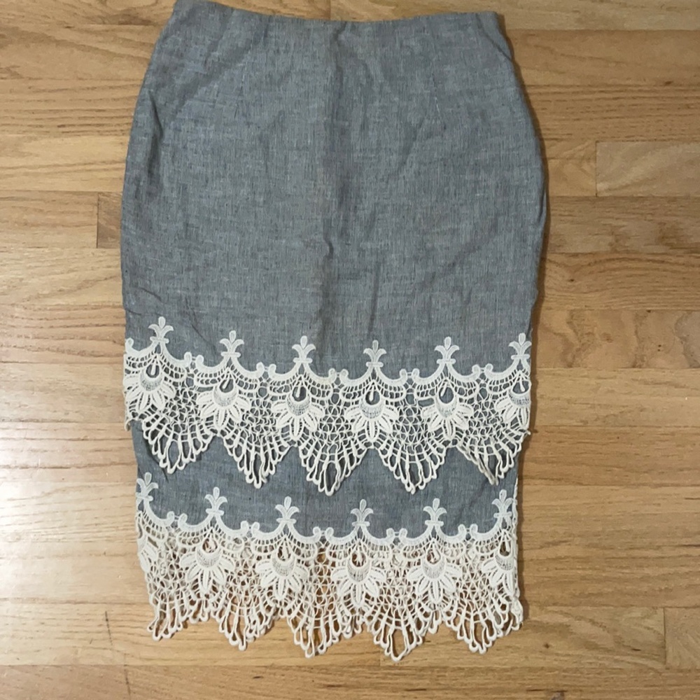 Cotton and Embroidery Lace light summer skirt knee length, S, pencil